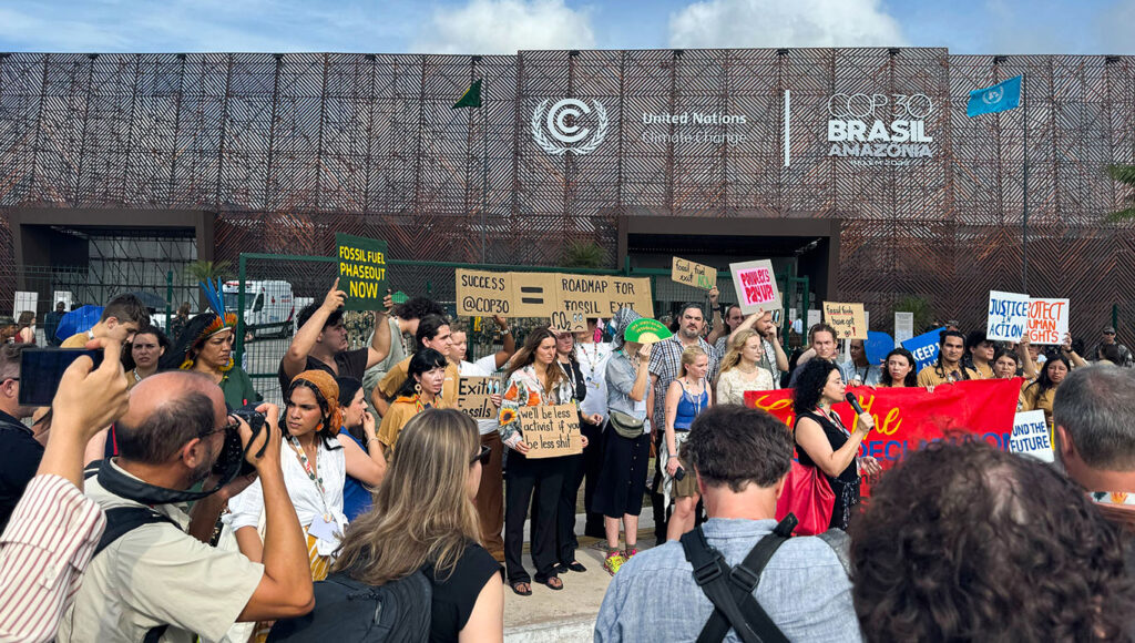 2026/01/divest_invest_pledge_cop30.jpg